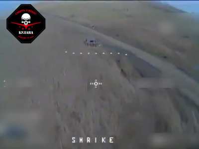 Precise flying from UA drone team "Bulava" (72nd Mechanized Brigade) against Russian infantry in unnamed direction. Feb. 17 post, w/ original audio