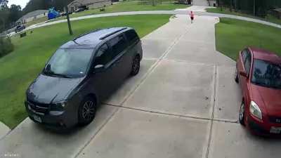 19 year old Grant Brown saves 6 y/o Mason Lindeman from a dog attack