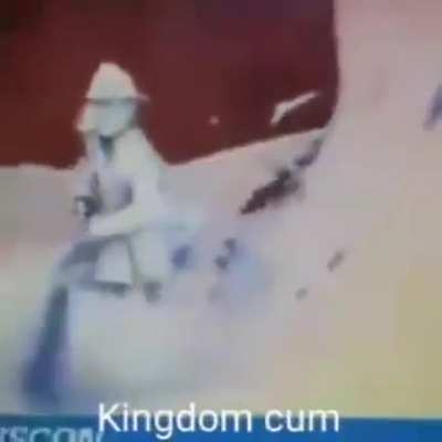 CUM.