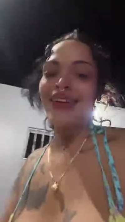 PriceLessNina 1