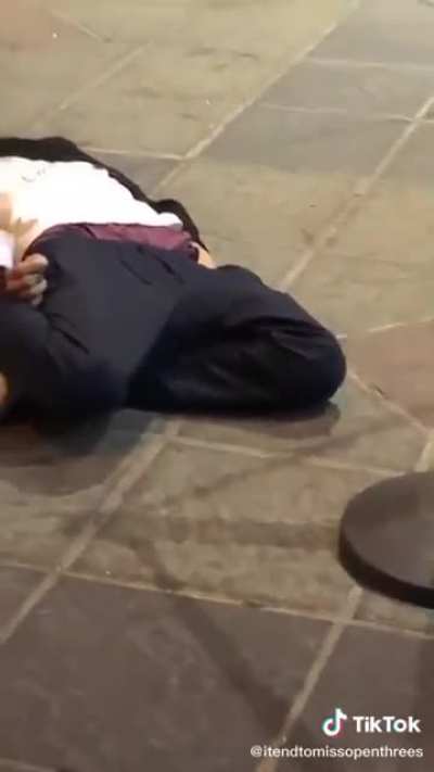Man folds in half after being put to sleep