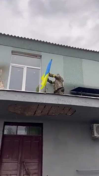 "Mr President, Zolota Balka village is liberated by the National Guards of Ukraine! Slava Ukraini!" Waiting for official confirmation.