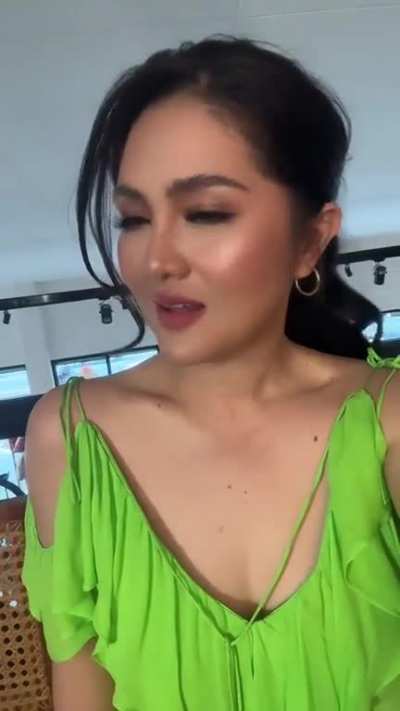 Dimples Romana