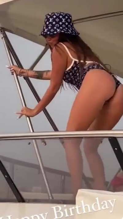 🥵🍑