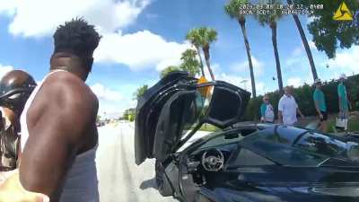 Body cam footage from Tyreek Hill&rsquo;s detainment 