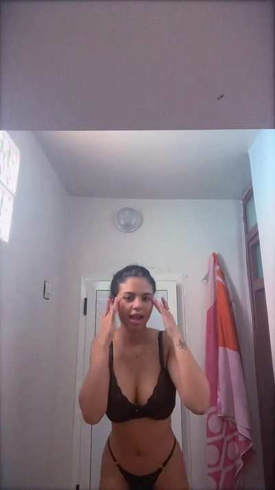 Busty teeb girlfriend cheats on me over snap