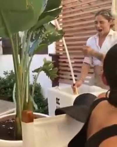 Poppin’ bottles