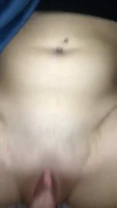 THICK WHITE GIRL WAKES UP TO GETTING FUCKED BY BIG COCK