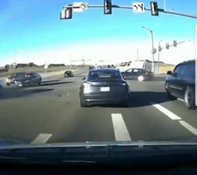 Tesla Model 3 stops itself to avoid potentially disastrous accident.