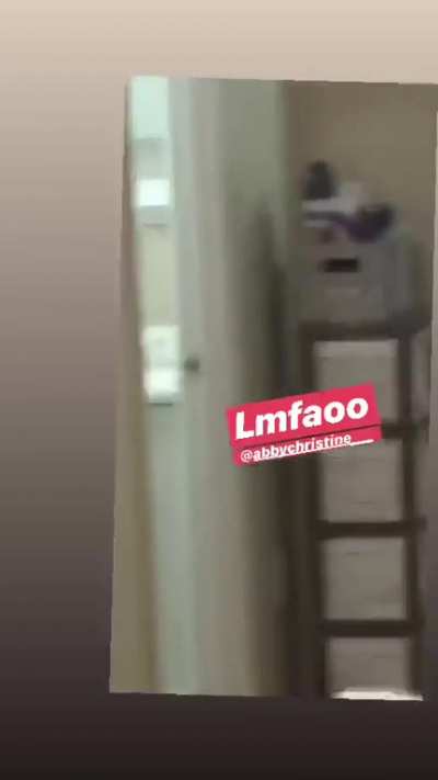 Sara Molina Twerking Part 1