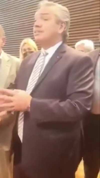 Alberto hablando en Cordoba. Sin palabras.