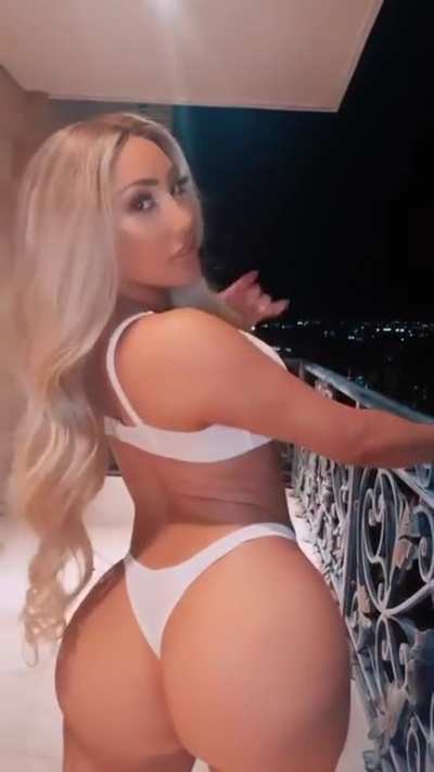Thong 2
