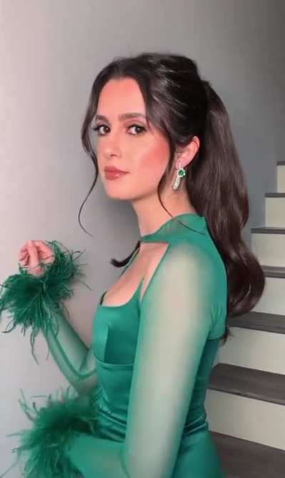Laura Marano