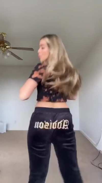 🍑👀