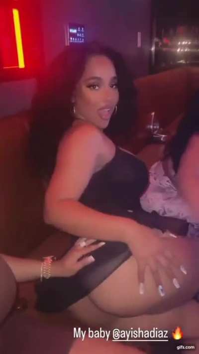 ðð¤