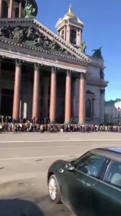 Massive protest by Russians in St Petersburg against the war in Ukraine. They are chanting &ldquo;No to War!&rdquo;