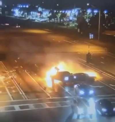 Speeding + texting = you&rsquo;re an idiot.