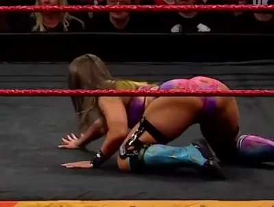 Tegan Nox
