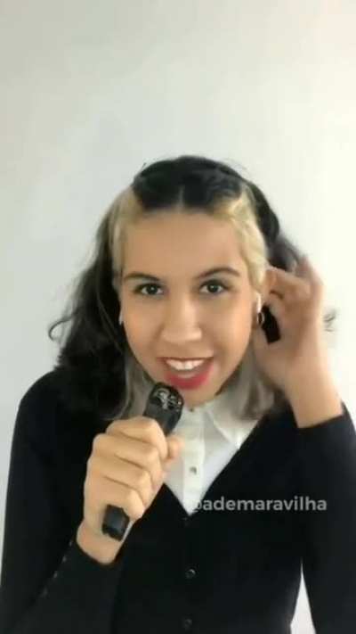 Laura Tampurini, a rep&oacute;rter sudestina (cr&eacute;ditos: @ademaravilha, Instagram)