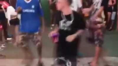 Olha só o .descendo bem ali o nossssaaaaaa