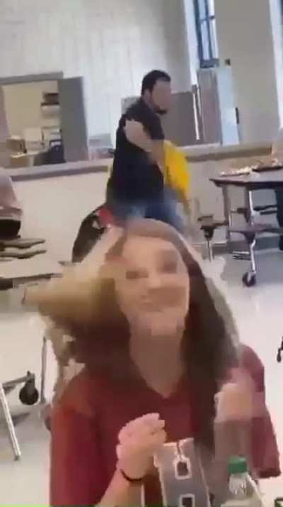 Man attacks lgbt 🏳️&zwj;🌈