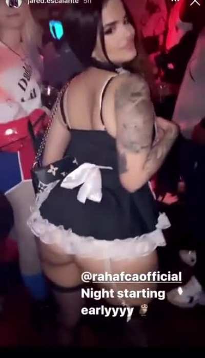 كبير 🍑