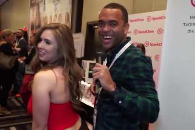 Dry humping &amp;amp; motorboating at a porn convention