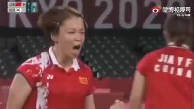 织女：绷不住了