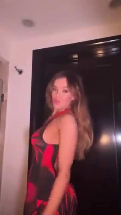 Hailee Steinfeld