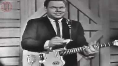 Roy Clark (1933-2018) is one of the most underrated guitar players