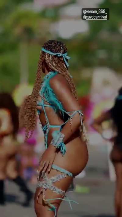 Vee in Trinidad