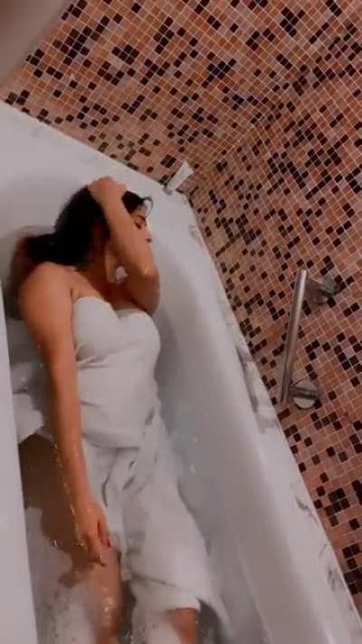Hot 🔥