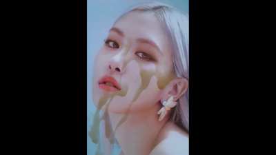 Ros&eacute; (Blackpink) 02