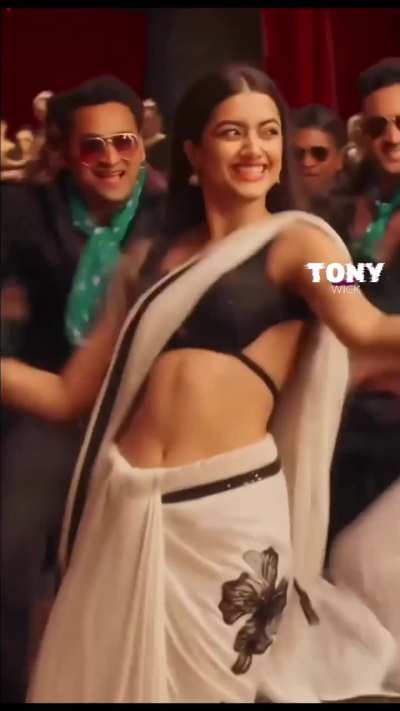 Bhagya Shri 😍