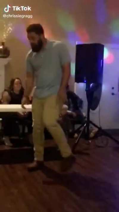 Hit that boy don&rsquo;t stop