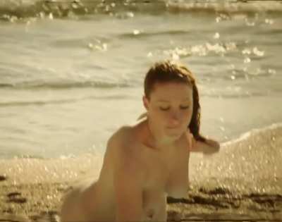 Lola Naymark's naked body is perfect, those jiggles.