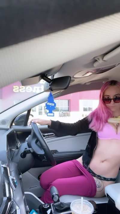 Busy parking lots get me so wet [gif]