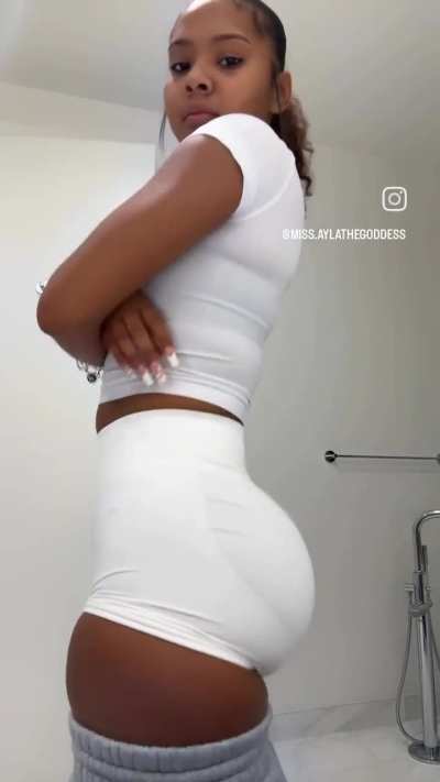 MISS.AYLATHEGODDESS