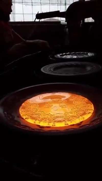 Making glass plates