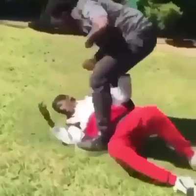 Don&rsquo;t you ever touch a female bitch 👊