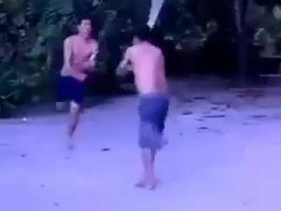Rock Lee vs Gaara eu acho, n&atilde;o assisti naruto