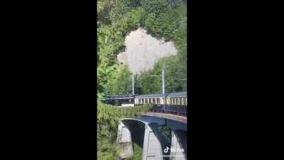 Switzerland: Beautiful scenery &amp;amp; trains