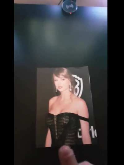 Compilation of cum tributes for our goddess Taylor Swift