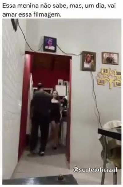 O pai da mina &eacute; o Tobey Maguary calvo🤣