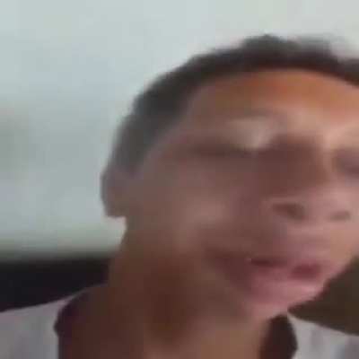 😐
