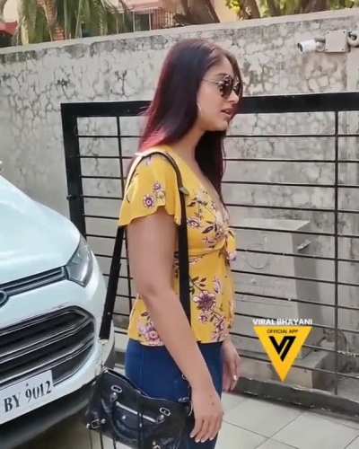 #gaandmaharani Ileana D&rsquo;Cruz shows her thicc 🦵🏻 and big juicy 🍑🍑in tight 👖....💋👅💦💦😍😍
