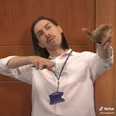Sign language or Tiktok dance?