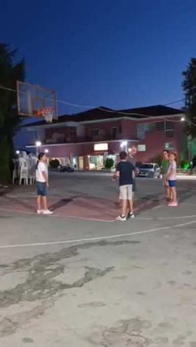 Showing to some kids who is the boss in the court.