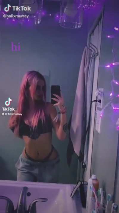hi from when I had 💗 hair