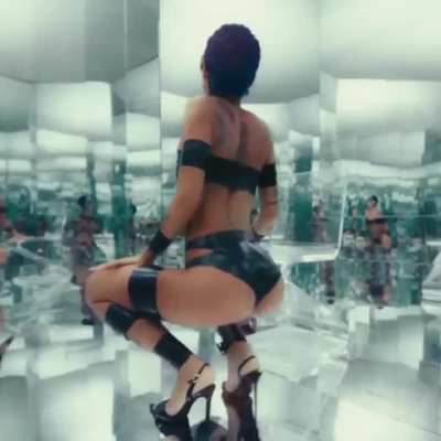 2026 🍑💦